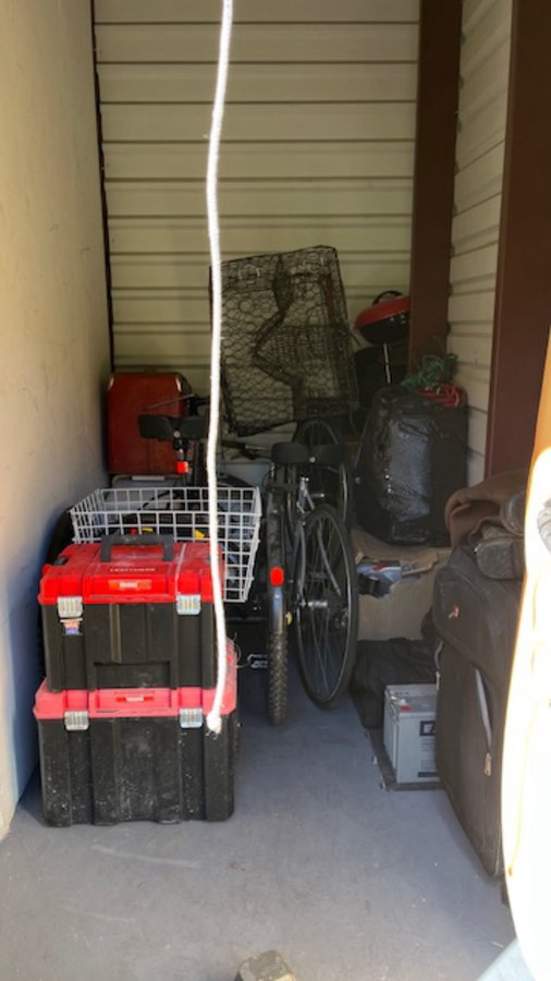 5 x 10 storage unit in Tampa, FL