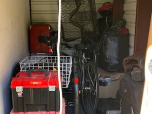 5 x 10 storage unit in Tampa, FL