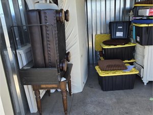 10 x 10 storage unit in West Hartford, CT
