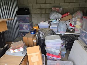10 x 8 storage unit in Lancaster, CA
