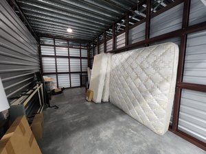 10 x 20 storage unit in Lithonia, GA