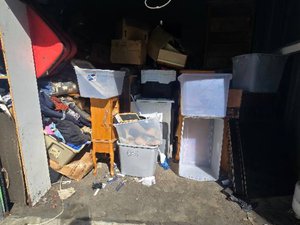 12 x 11 storage unit in Long Beach, CA