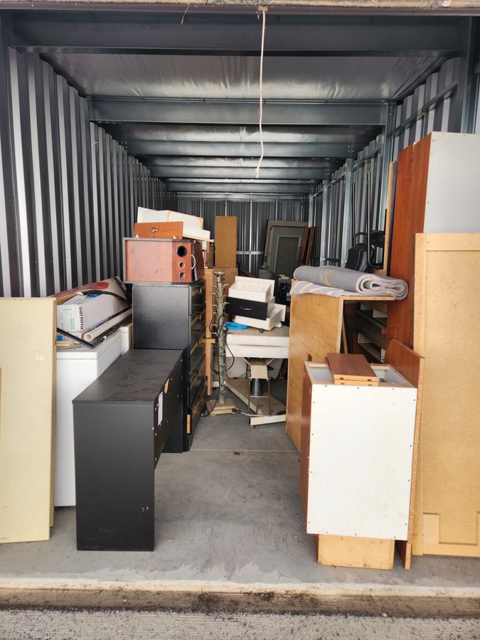 10 x 30 storage unit in Niles, OH