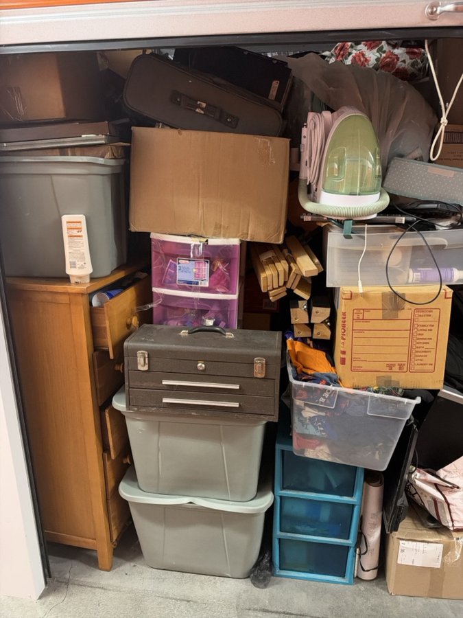 10 x 15 storage unit in Newark, CA