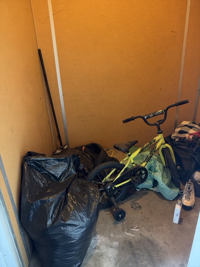 6 x 6 storage unit in San Jose, CA