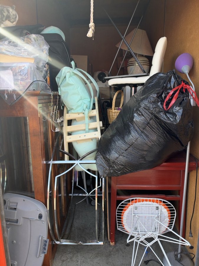5 x 12 storage unit in Fremont, CA