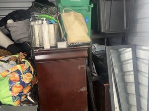 10 x 7 storage unit in San Jose, CA