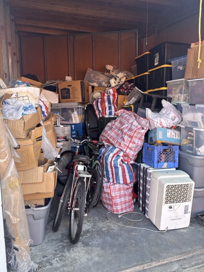 10 x 12 storage unit in Fremont, CA
