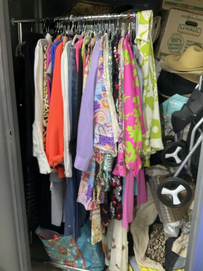 5 x 5 storage unit in Monterey, CA