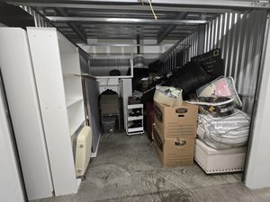 10 x 15 storage unit in Hialeah, FL