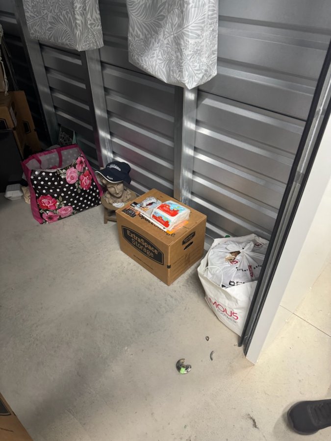 5 x 10 storage unit in North Olmsted, OH