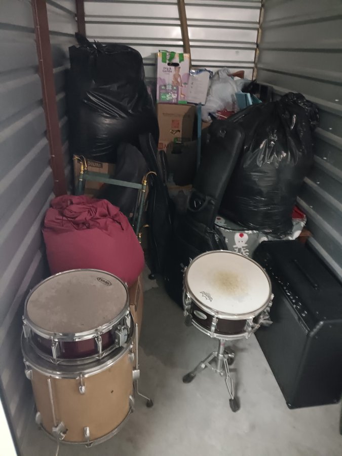 5 x 10 storage unit in Deltona, FL