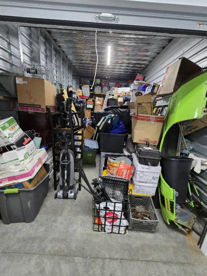 10 x 20 storage unit in Milpitas, CA