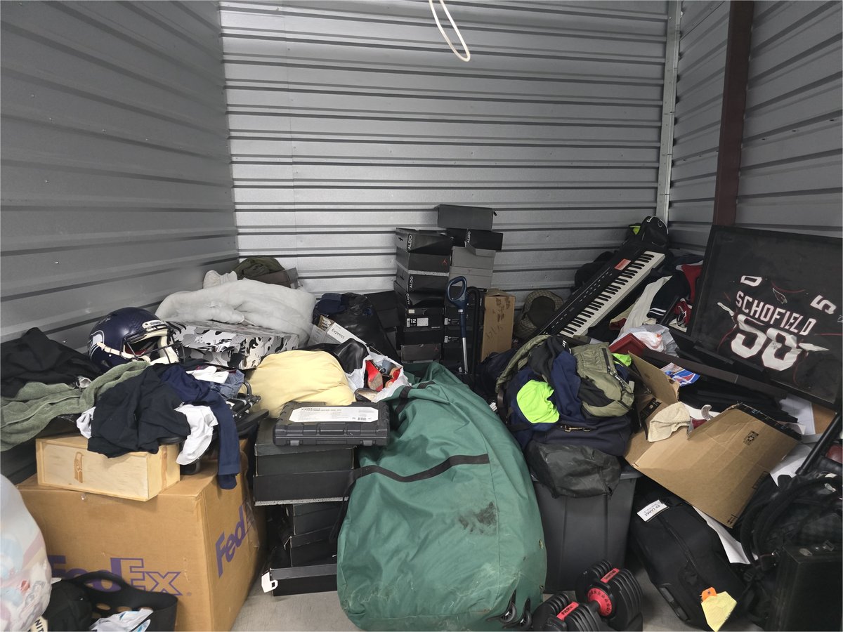 10 x 10 storage unit in Gilbert, AZ