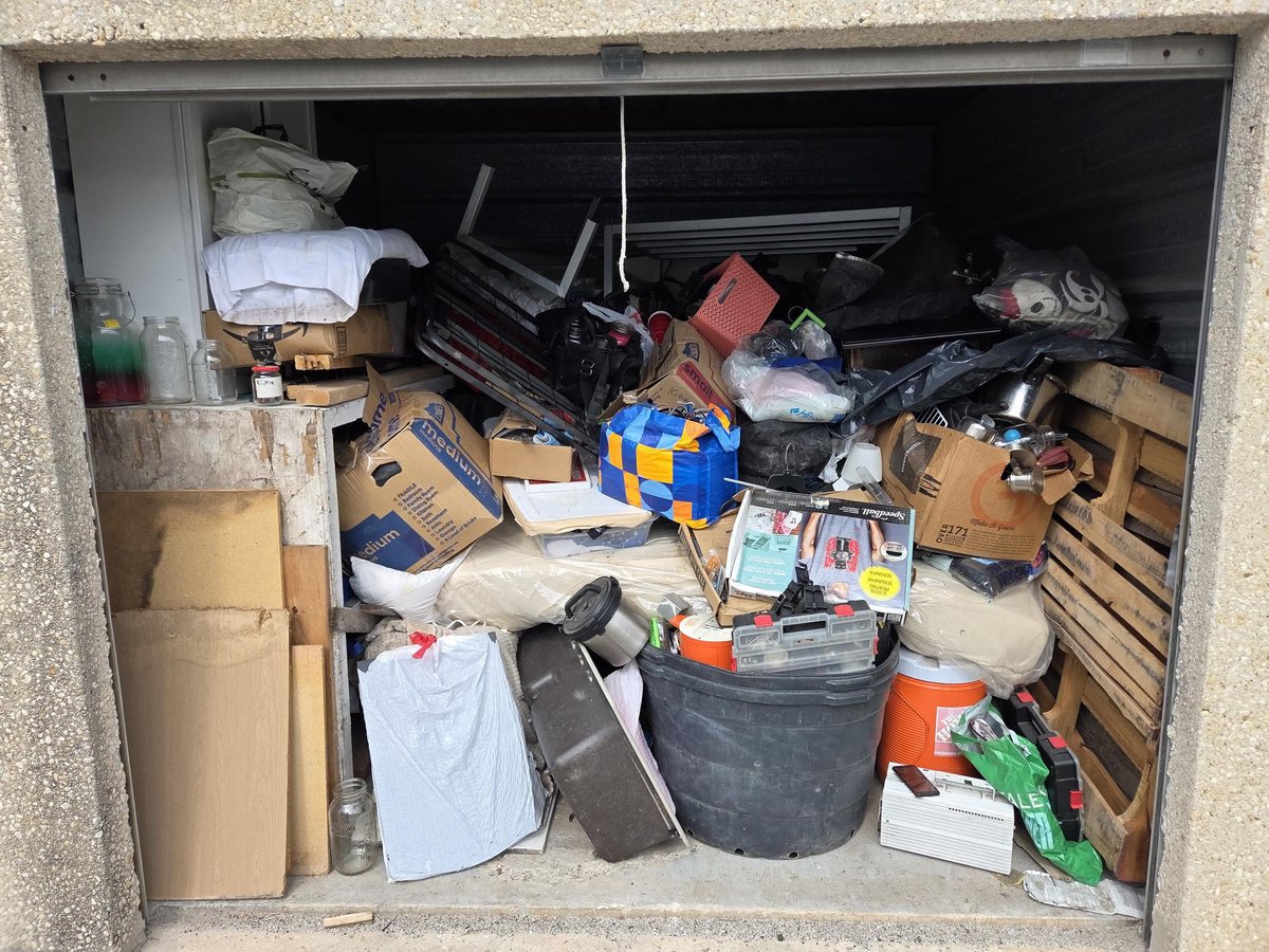 10 x 10 storage unit in San Antonio, TX