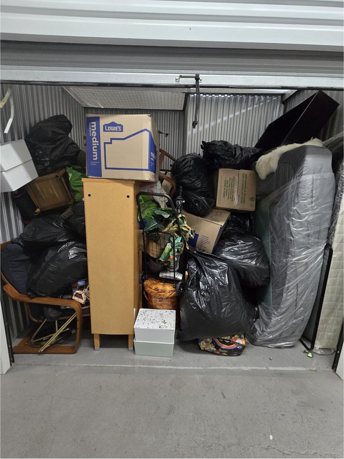 8 x 10 storage unit in Philadelphia, PA