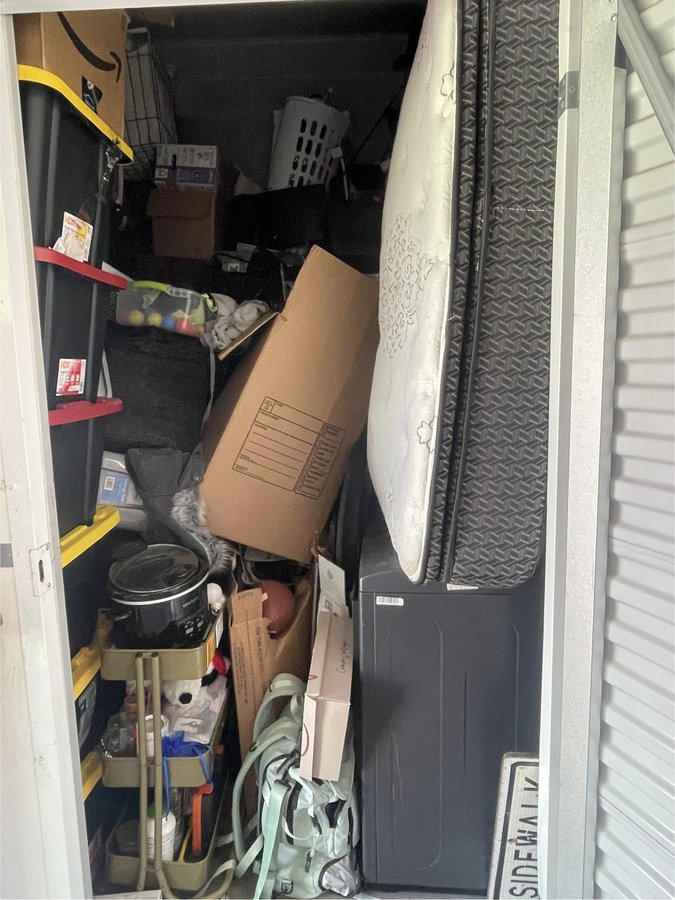 10 x 10 storage unit in Albuquerque, NM