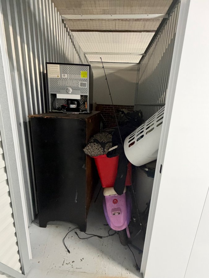 5 x 12 storage unit in Winter Haven, FL