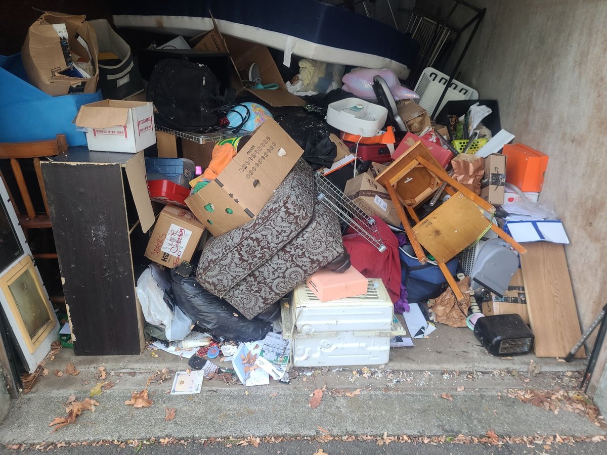 10 x 15 storage unit in Portland, OR