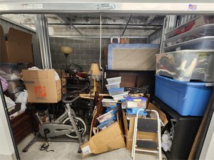 15 x 10 storage unit in Roswell, GA