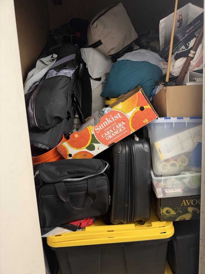 5 x 5 storage unit in Newark, CA