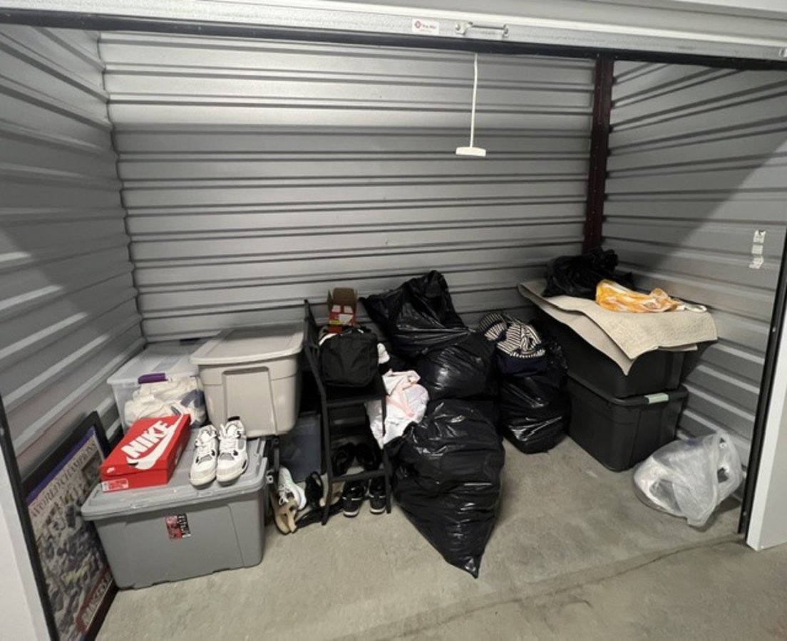 10 x 5 storage unit in Mesquite, TX