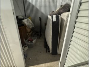 7 x 10 storage unit in Fort Myers, FL