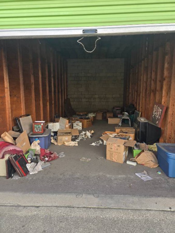 11 x 24 storage unit in Upland, CA