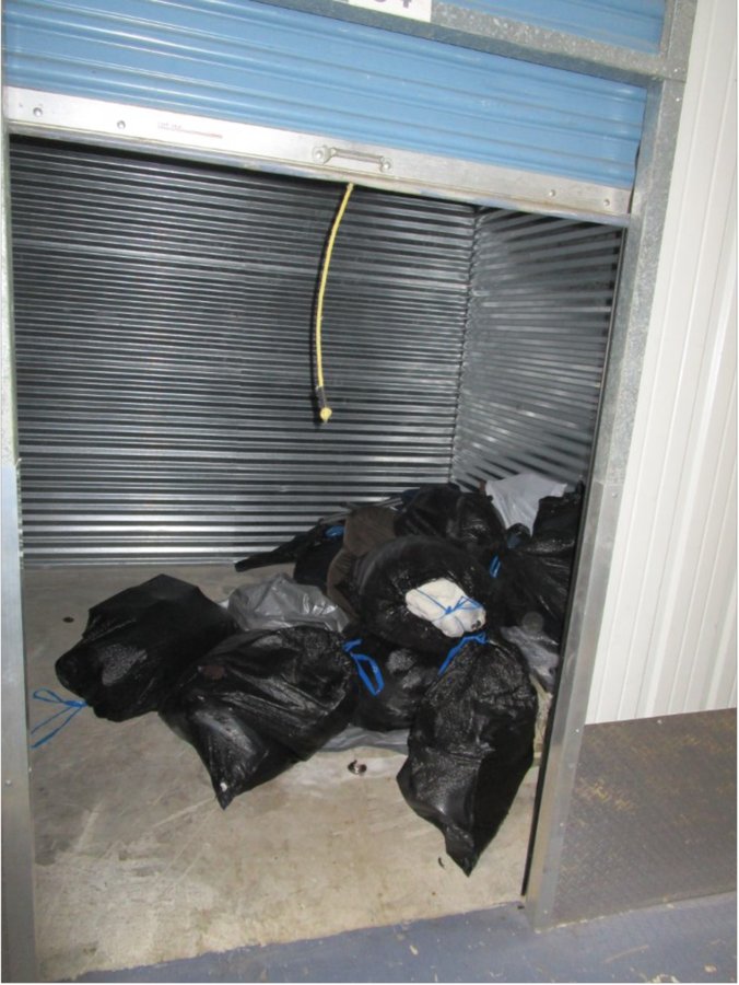 10 x 10 storage unit in Miami, FL