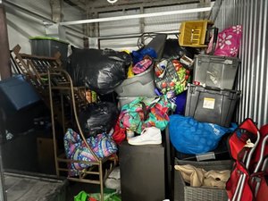 10 x 15 storage unit in Baltimore, MD