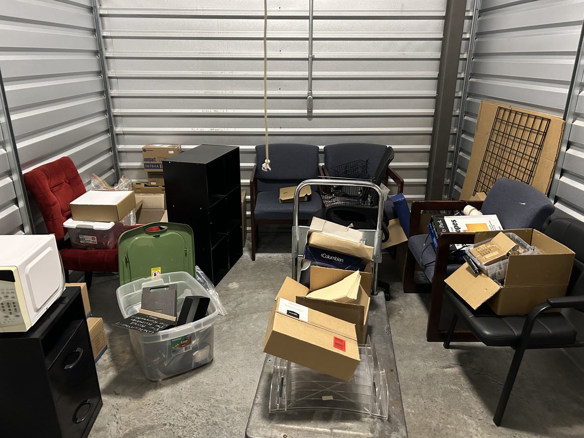 10 x 10 storage unit in Grand Prairie, TX