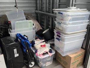 10 x 10 storage unit in Tigard, OR