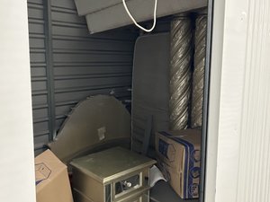 7 x 10 storage unit in Lake Stevens, WA