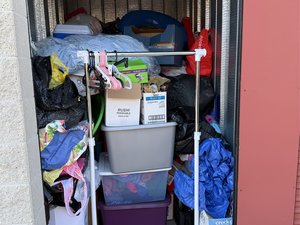 5 x 8 storage unit in Novi, MI
