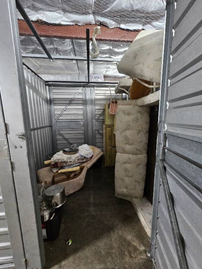 8 x 9 storage unit in Bradenton, FL