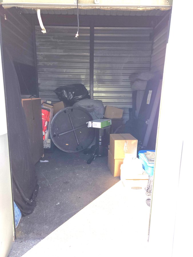 10 x 12 storage unit in Hanover, PA