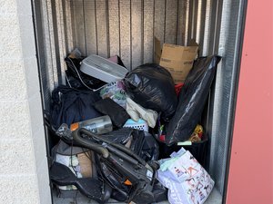 5 x 8 storage unit in Novi, MI