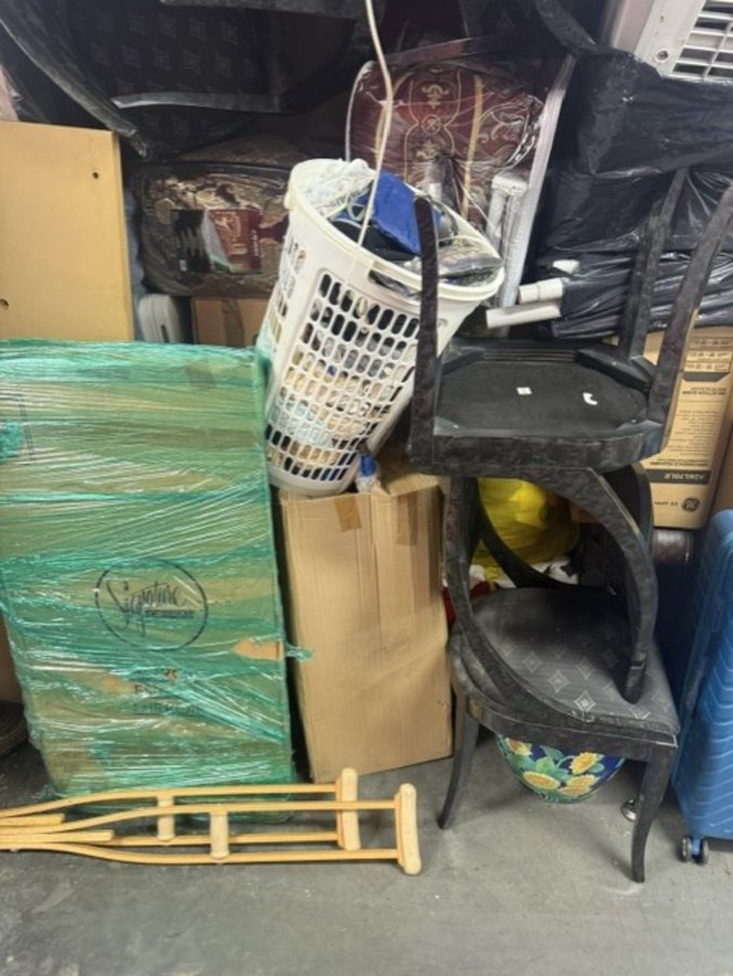 10 x 10 storage unit in Brooklyn, NY
