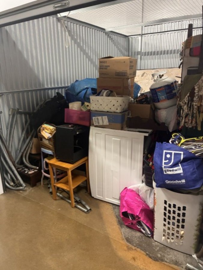 10 x 15 storage unit in Lenoir, NC