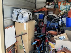10 x 10 storage unit in Quarryville, PA