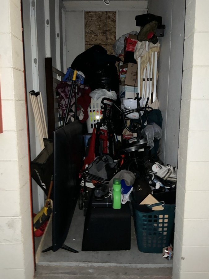 5 x 10 storage unit in Stockton, CA