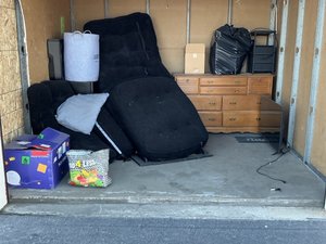 10 x 10 storage unit in Stockton, CA