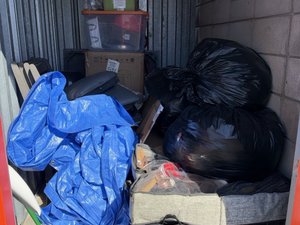 5 x 8 storage unit in Hayward, CA