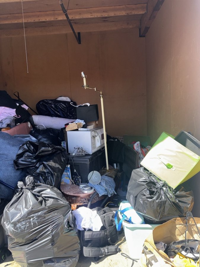 10 x 10 storage unit in Union City, CA