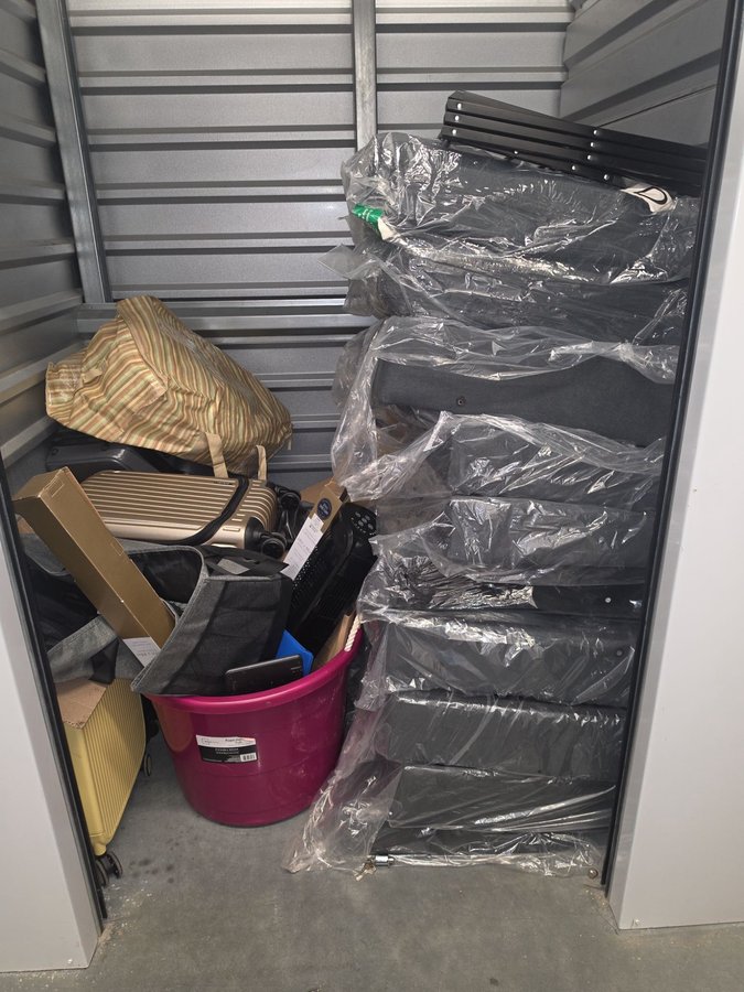 10 x 10 storage unit in Huntersville, NC