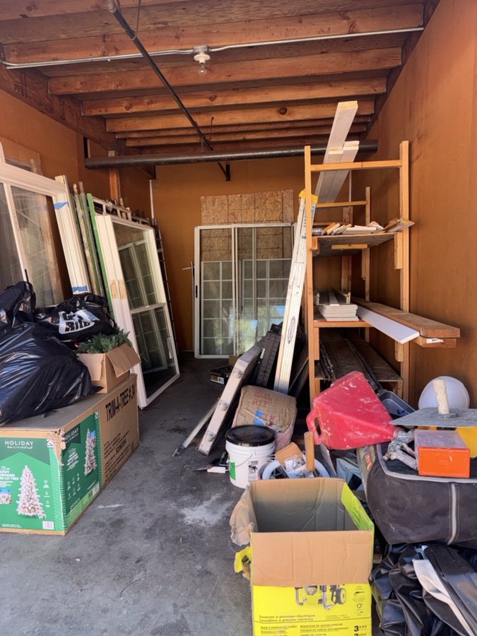 10 x 20 storage unit in Union City, CA