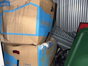 5 x 5 storage unit in Hayward, CA