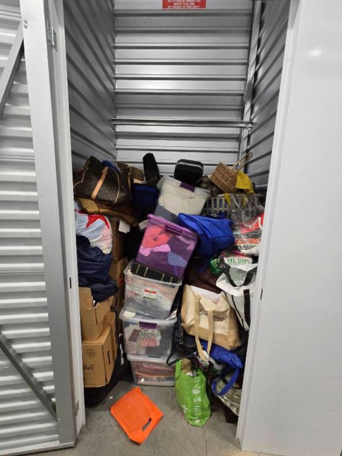 5 x 5 storage unit in Irvine, CA