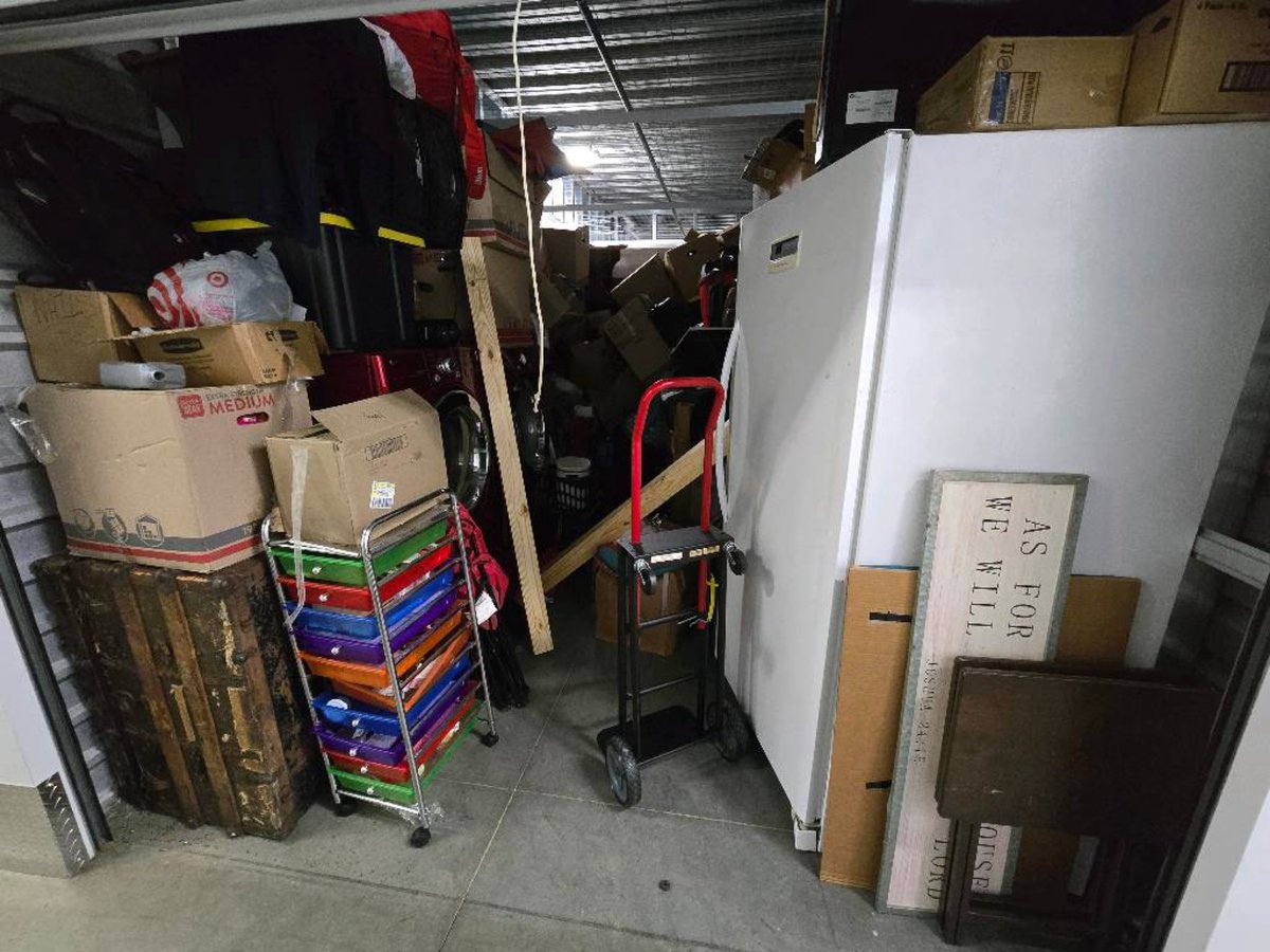 10 x 25 storage unit in Birmingham, AL