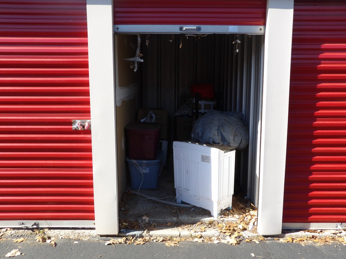 5 x 10 storage unit in Pawtucket, RI
